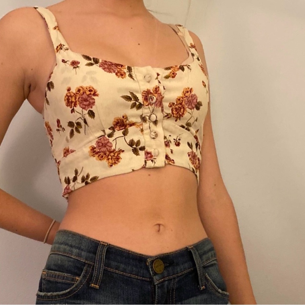 Brandy Melville Cream Floral Button-Front Cropped Tank